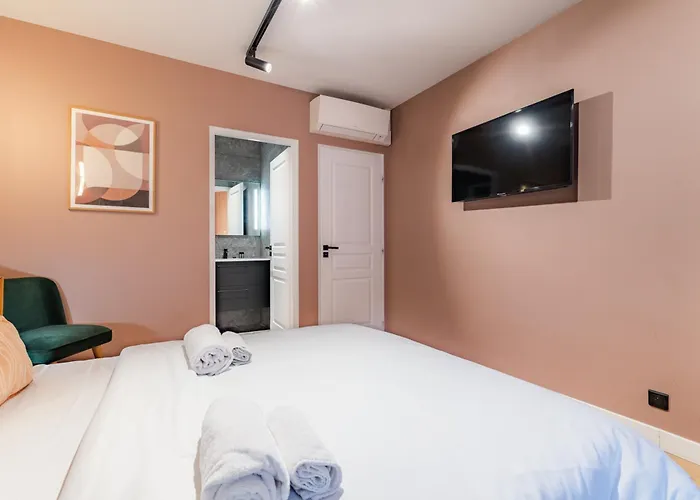 Beautiful In The Heart Of 아파트 파리